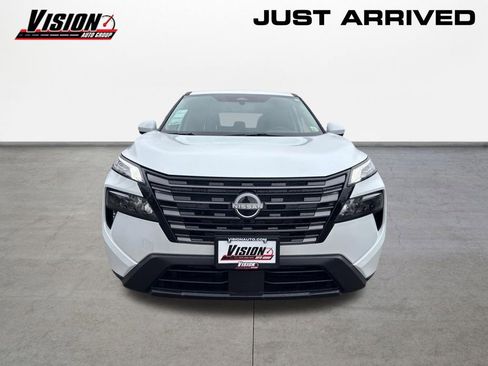 New 2026 Nissan Rogue SV AWD/4WD image 2