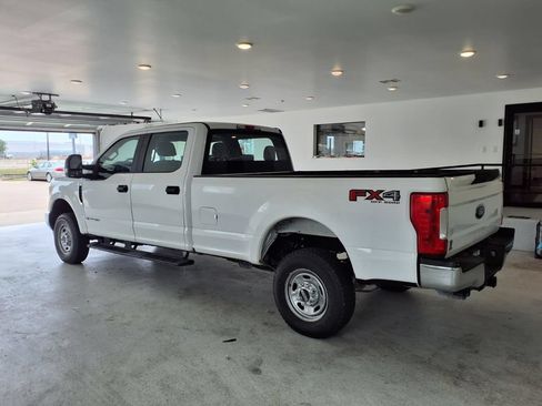 Used 2017 Ford F250 XL w/ Power Equipment Group AWD/4WD image 14