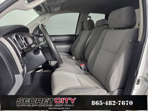 Used 2012 Toyota Tundra 4x4 Double Cab image 10