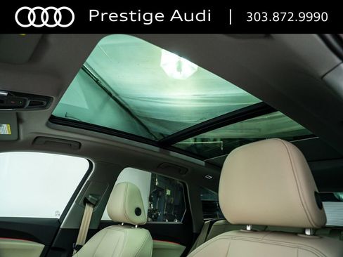 Used 2025 Audi Q5 Premium w/ Convenience Package AWD/4WD image 23