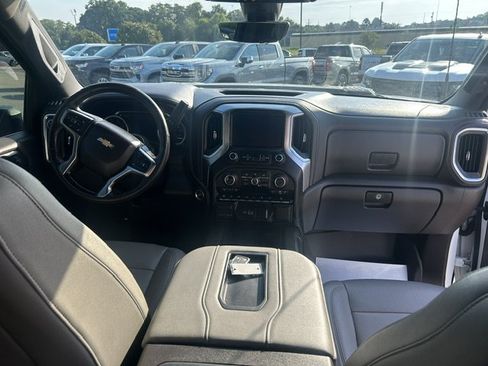 Used 2020 Chevrolet Silverado 2500 LTZ w/ LTZ Premium Package AWD/4WD image 16