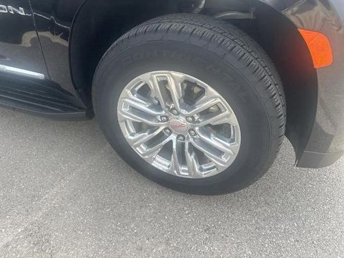 Certified 2023 GMC Yukon XL SLT image 9