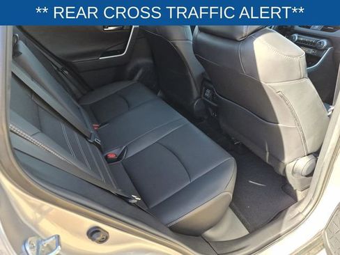Used 2021 Toyota RAV4 Limited image 19