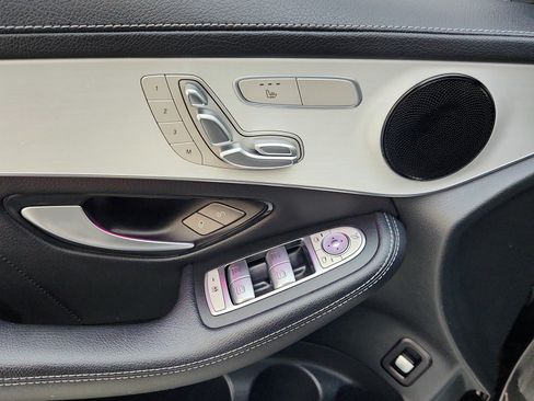 Certified 2022 Mercedes-Benz GLC 300 image 23
