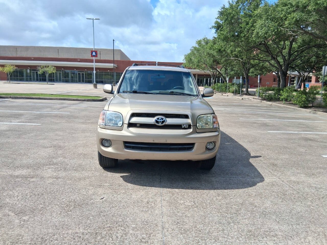 Used 2007 Toyota Sequoia SR5 RWD image 9