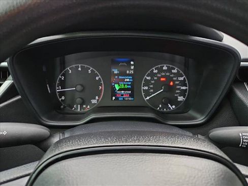 Used 2025 Toyota Corolla LE FWD image 11
