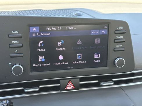 Used 2023 Hyundai Elantra SEL w/ Cargo Package image 15