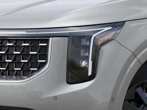 New 2026 Kia Carnival SX image 10