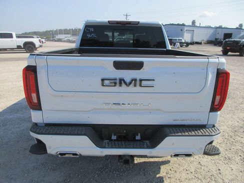 New 2026 GMC Sierra 1500 Denali Ultimate AWD/4WD image 5