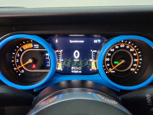 Used 2021 Jeep Wrangler Unlimited Sahara AWD/4WD image 18