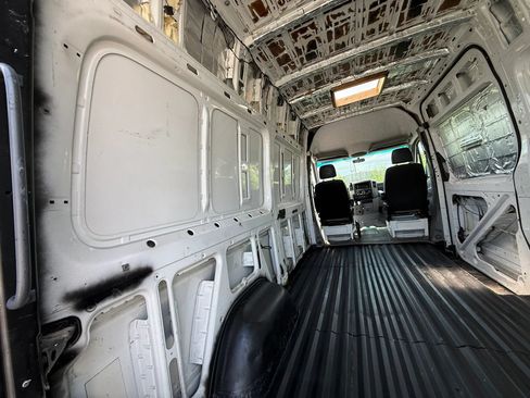 Used 2008 Dodge Sprinter 2500 RWD image 46