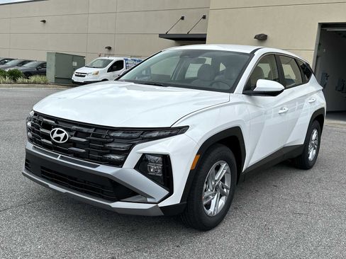New 2026 Hyundai Tucson SE FWD image 3