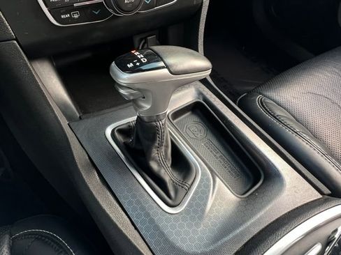 Used 2018 Dodge Charger SRT w/ Technology Group image 29