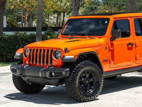 Used 2019 Jeep Wrangler Unlimited Rubicon w/ LED Lighting Group image 2