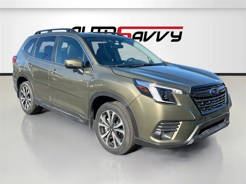 Used 2022 Subaru Forester Limited image 1