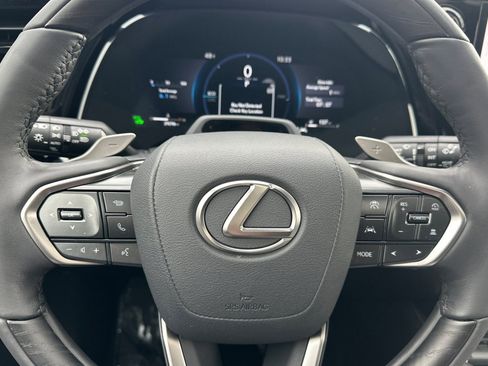 Certified 2025 Lexus RX 350h w/ Convenience Package image 27