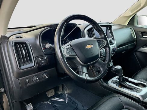 Used 2019 Chevrolet Colorado ZR2 w/ ZR2 Midnight Special Edition image 9