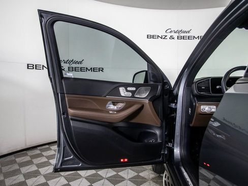 Used 2024 Mercedes-Benz GLS 63 AMG 4MATIC image 22
