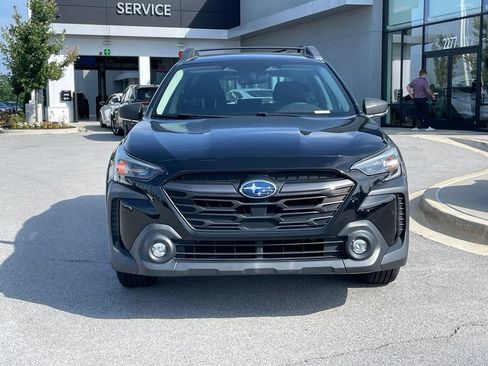 Used 2023 Subaru Outback AWD/4WD image 2