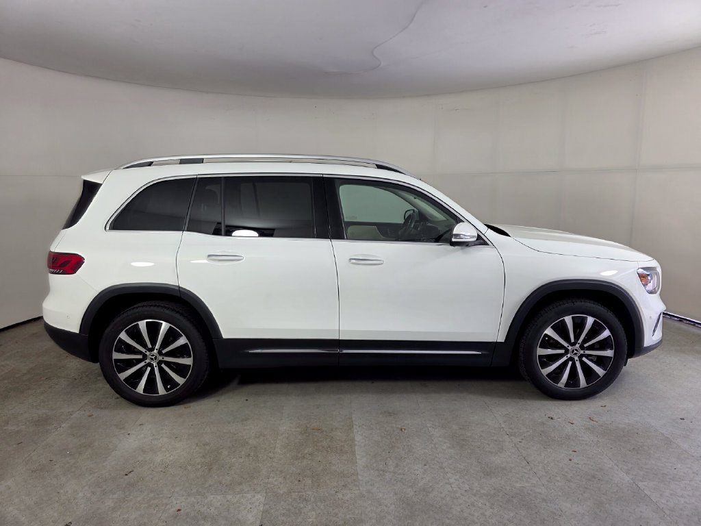 Certified 2023 Mercedes-Benz GLB 250 image 3