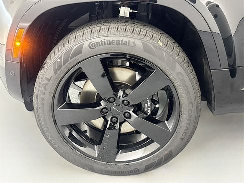 New 2026 Land Rover Defender 130 V8 image 31