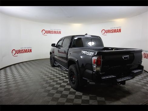 Used 2022 Toyota Tacoma TRD Sport image 5