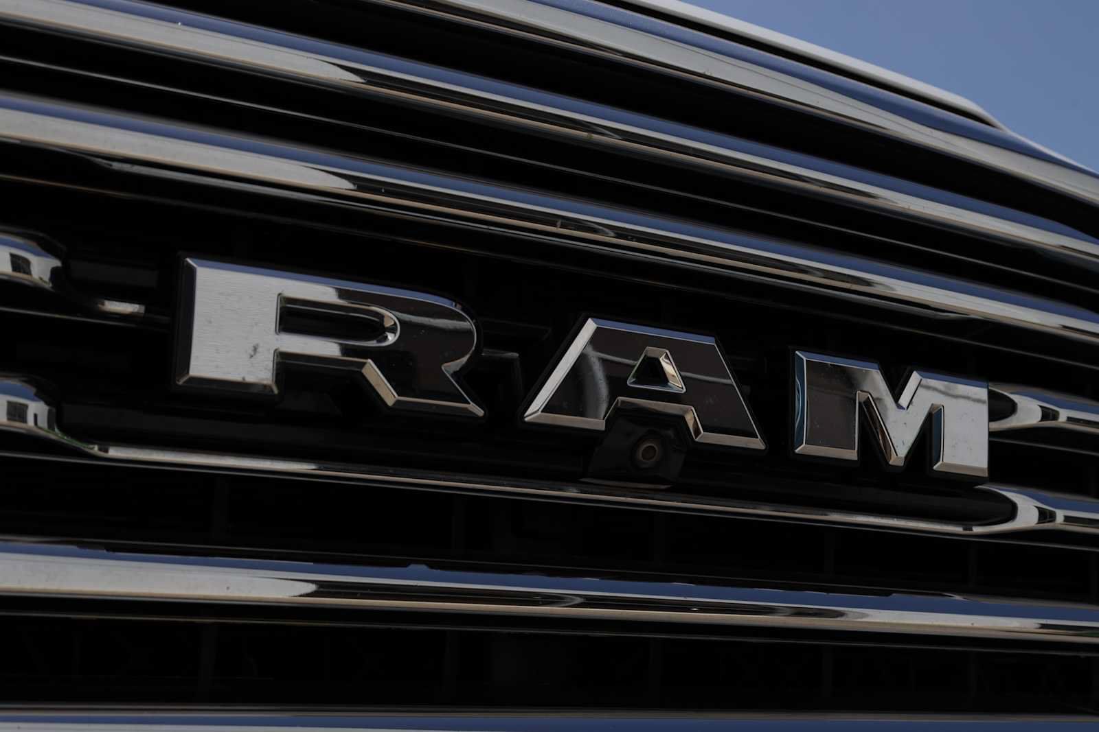 Used 2021 RAM 2500 Limited AWD/4WD image 58