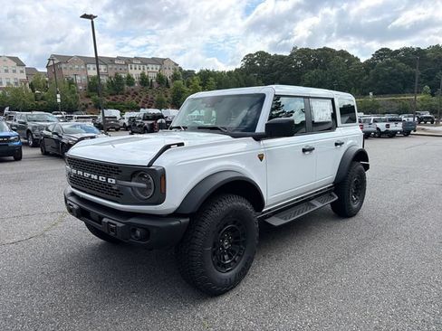 New 2026 Ford Bronco Badlands AWD/4WD image 3
