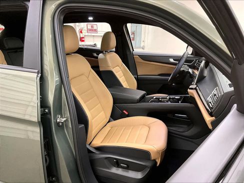 New 2026 Volkswagen Atlas Cross Sport SEL R-Line image 31