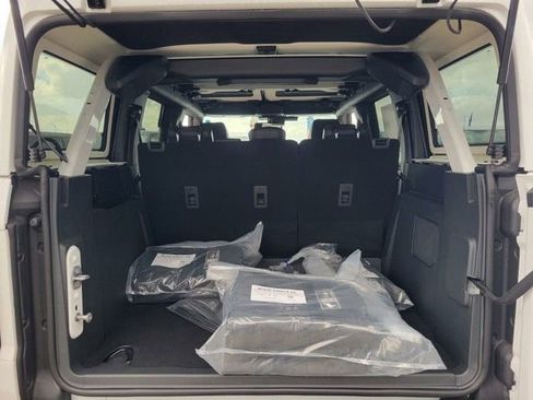 New 2025 Ford Bronco Badlands image 10