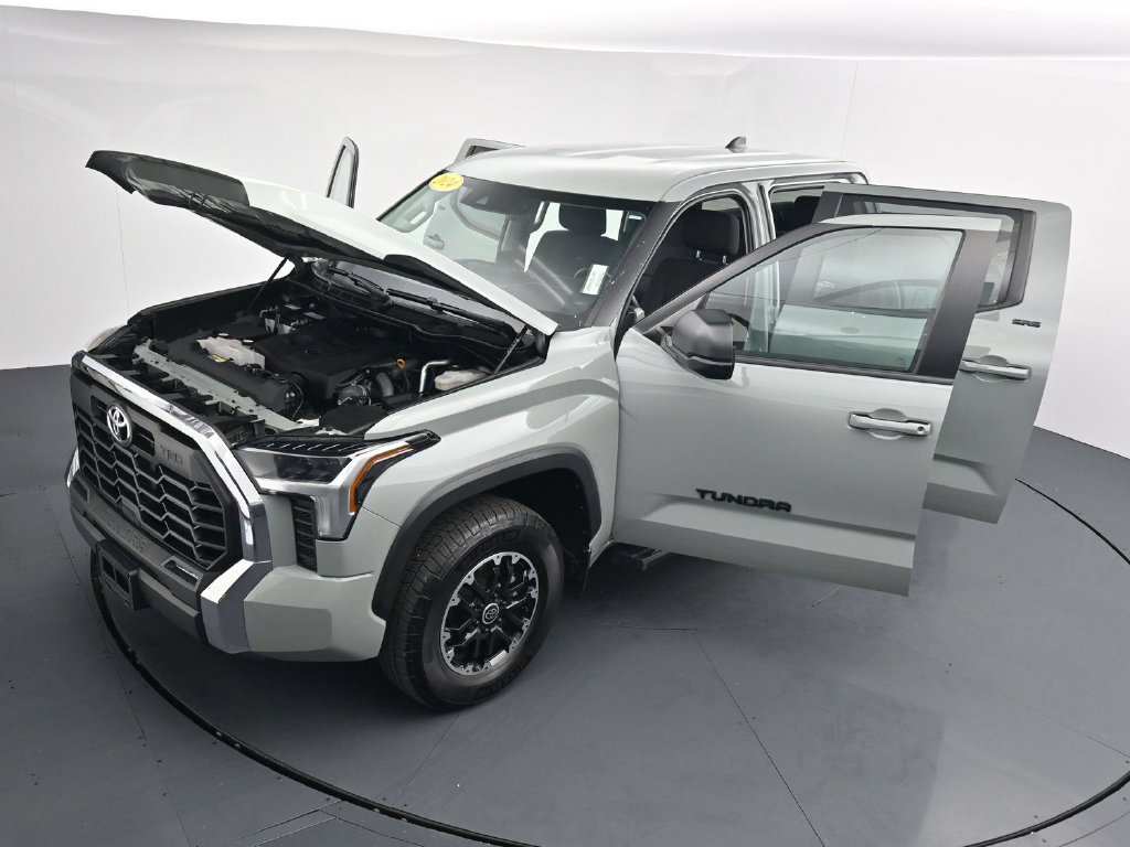Used 2024 Toyota Tundra SR5 w/ TRD Off-Road Package AWD/4WD image 40