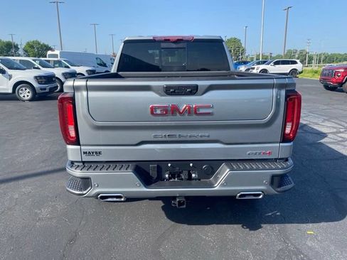 Used 2026 GMC Sierra 1500 AT4 w/ AT4 Premium Package AWD/4WD image 4