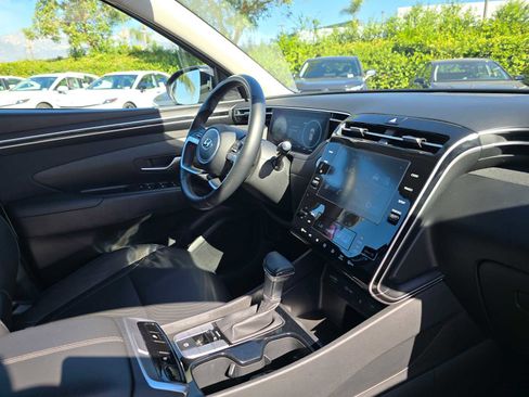 Used 2023 Hyundai Tucson SEL w/ Convenience Package image 10