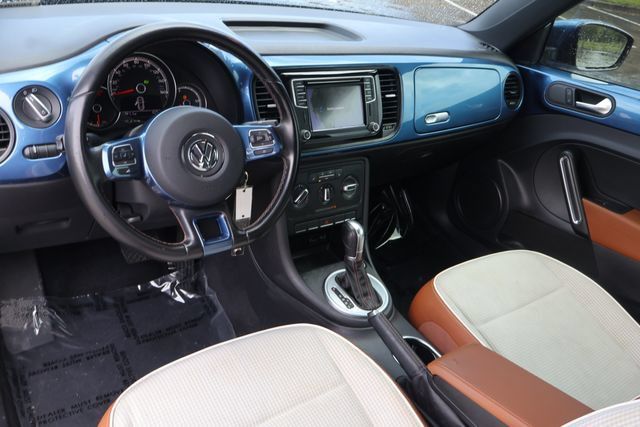 Used 2017 Volkswagen Beetle 1.8T Classic FWD image 15