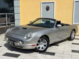 Used 2005 Ford Thunderbird Deluxe image 3