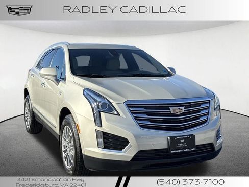 Used 2017 Cadillac XT5 Luxury w/ Driver Awareness Package image 21