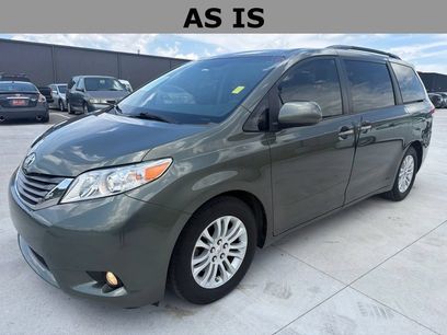 Used 2011 Toyota Sienna XLE w/ Premium Pkg