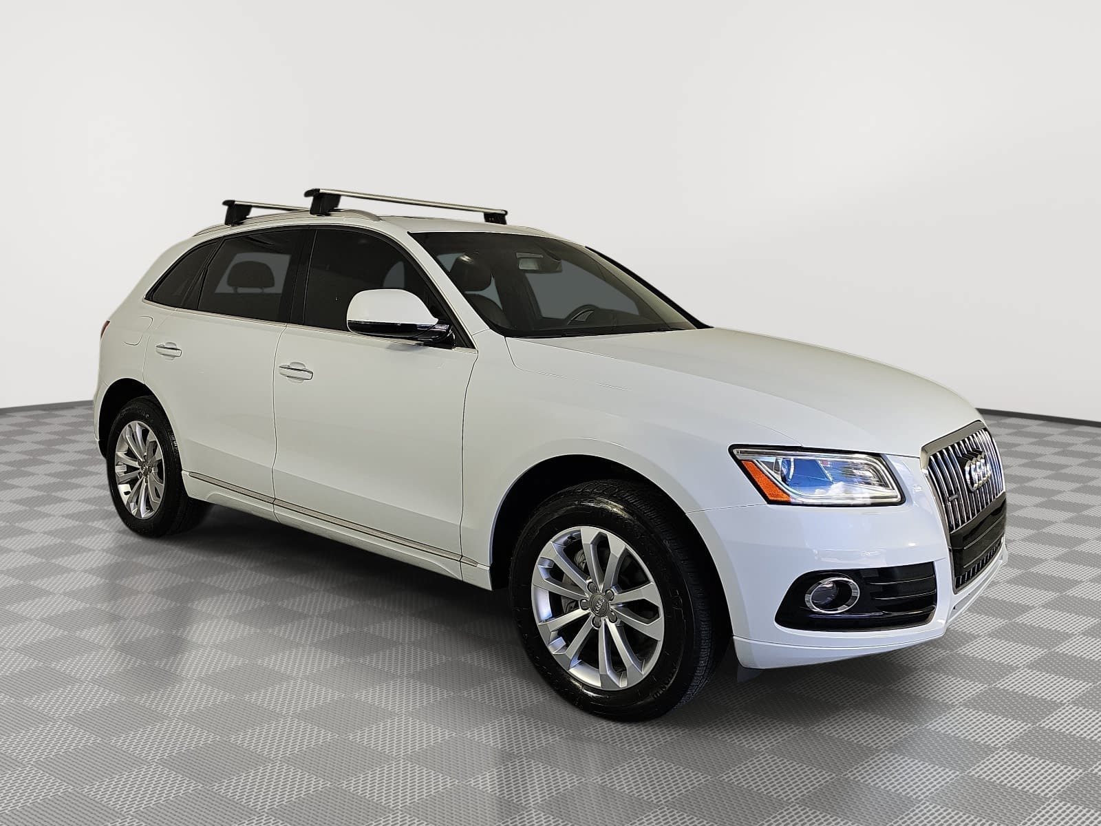 Used 2016 Audi Q5 2.0T Premium AWD/4WD image 2