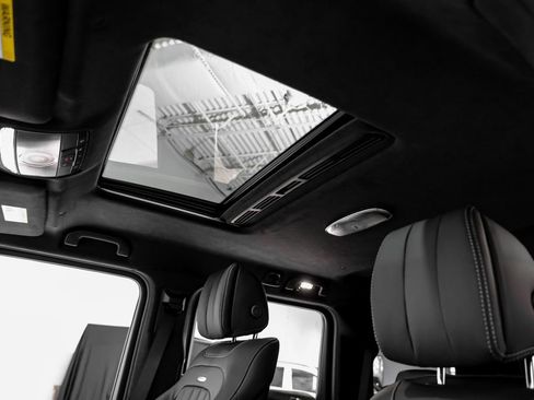 Used 2026 Mercedes-Benz G 63 AMG 4MATIC image 9