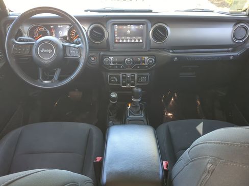 Used 2018 Jeep Wrangler Unlimited Sport S image 15