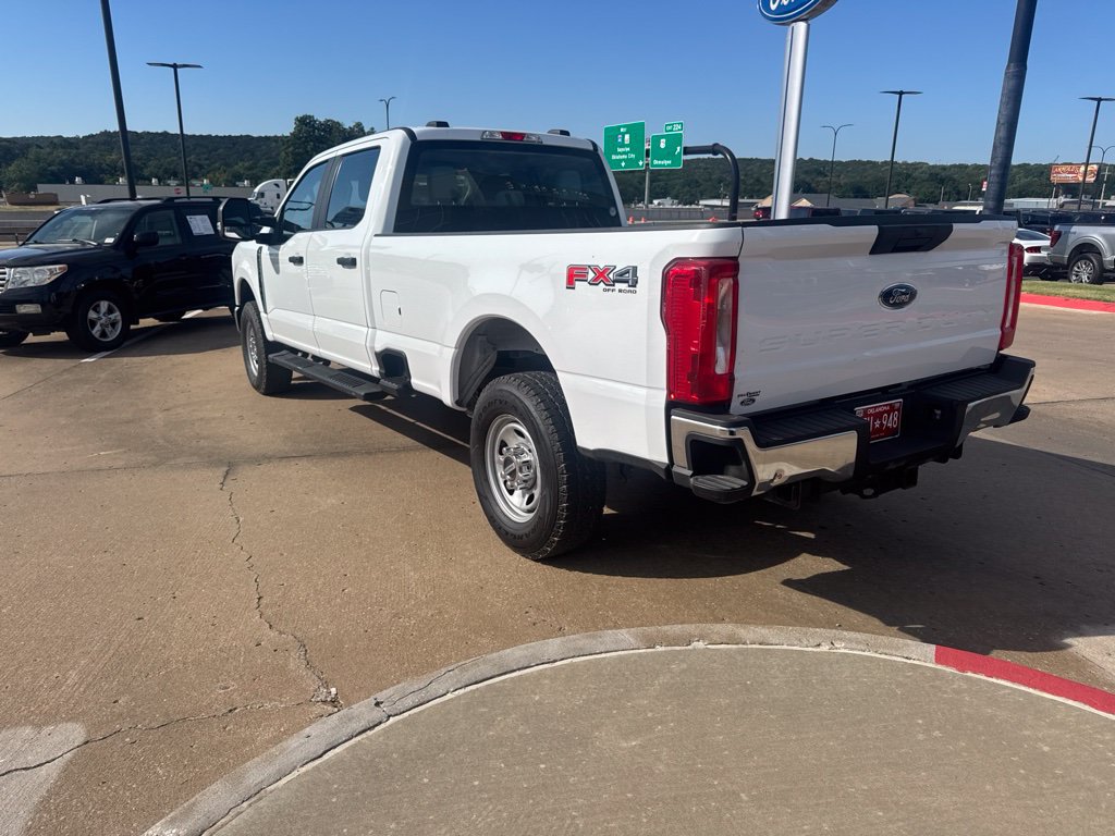 Used 2023 Ford F350 XL w/ XL Driver Assist Package AWD/4WD image 5