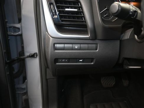 Used 2021 Nissan Rogue SL w/ Premium Package FWD image 12