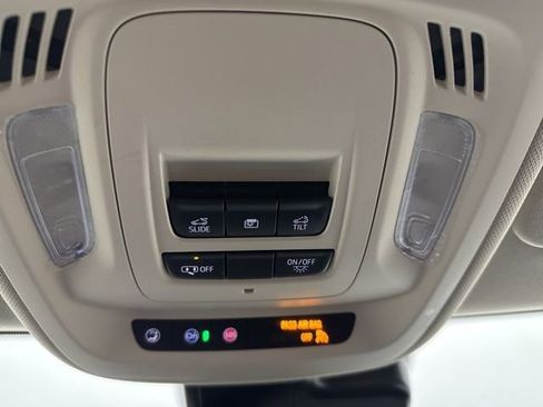 Used 2023 Buick Envision Essence w/ Sport Touring Package image 35