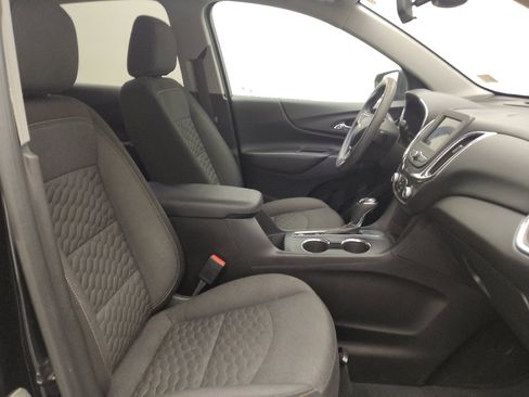 Used 2020 Chevrolet Equinox LT FWD image 21