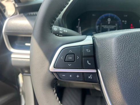 Used 2024 Toyota Grand Highlander AWD image 33