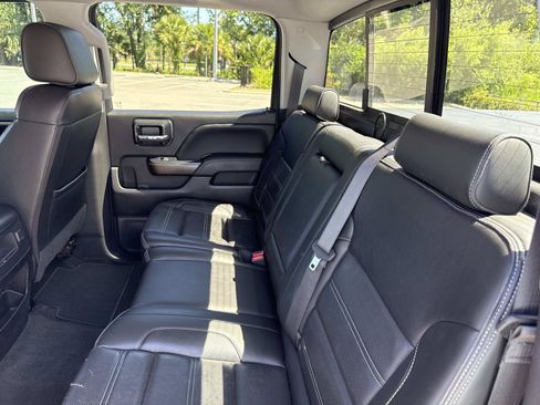 Used 2018 GMC Sierra 1500 Denali w/ Denali Ultimate Package AWD/4WD image 11