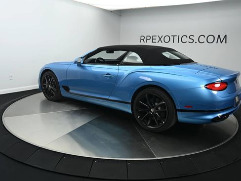 Used 2020 Bentley Continental GT AWD/4WD image 16