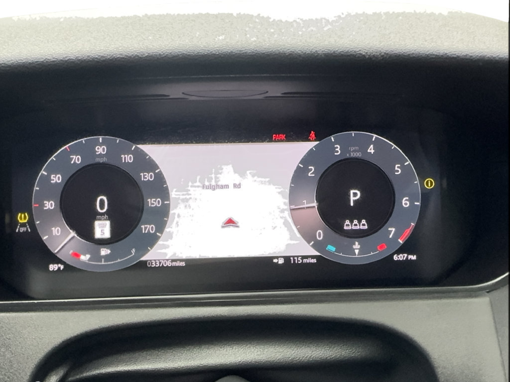 Used 2025 Land Rover Range Rover Velar S AWD/4WD image 42