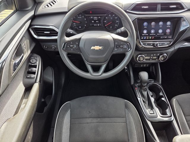 Certified 2023 Chevrolet TrailBlazer LT w/ Convenience Package FWD image 14