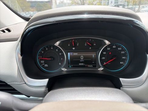 Used 2018 Chevrolet Traverse LT w/ LPO, 'HIT The Road' Package AWD/4WD image 28